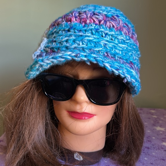 Sold - Picture 5 of 11